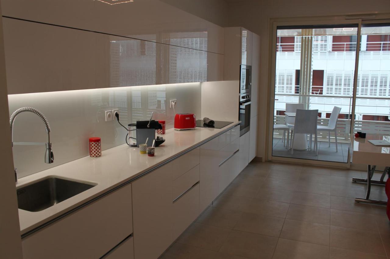 Apartment A Terrasse Ensoleillee & Parking A La Gare Du Sud *